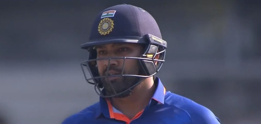 rohit sharma playing an impressive innings