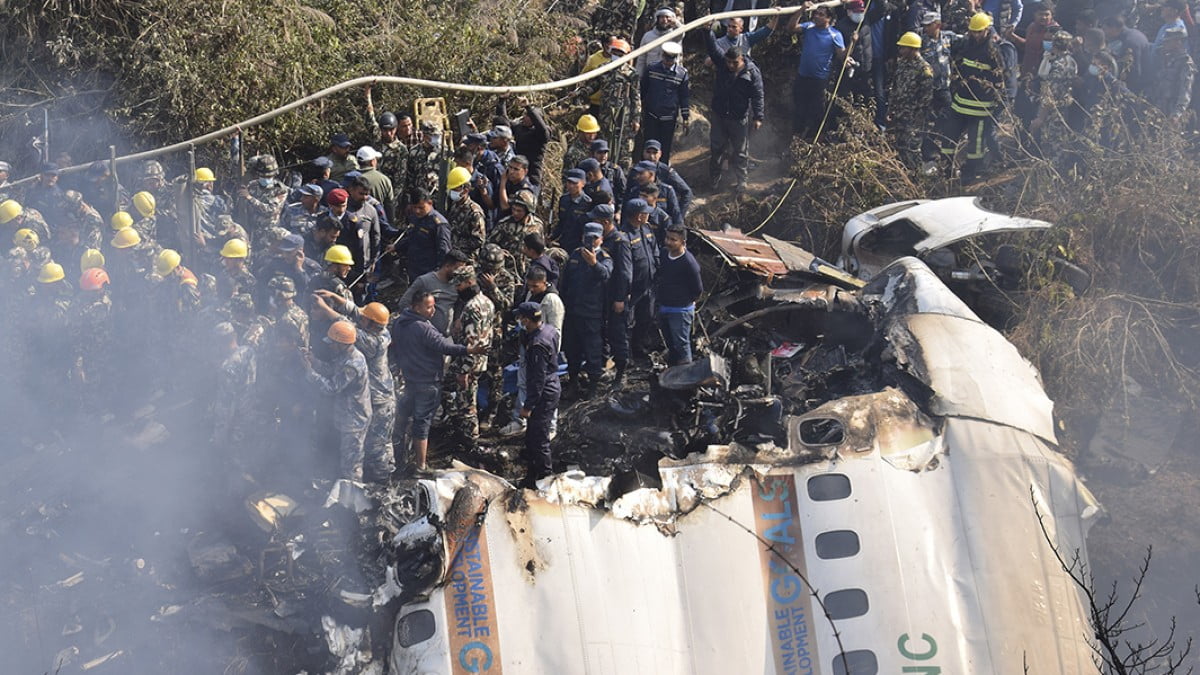 plane crash nepal photo